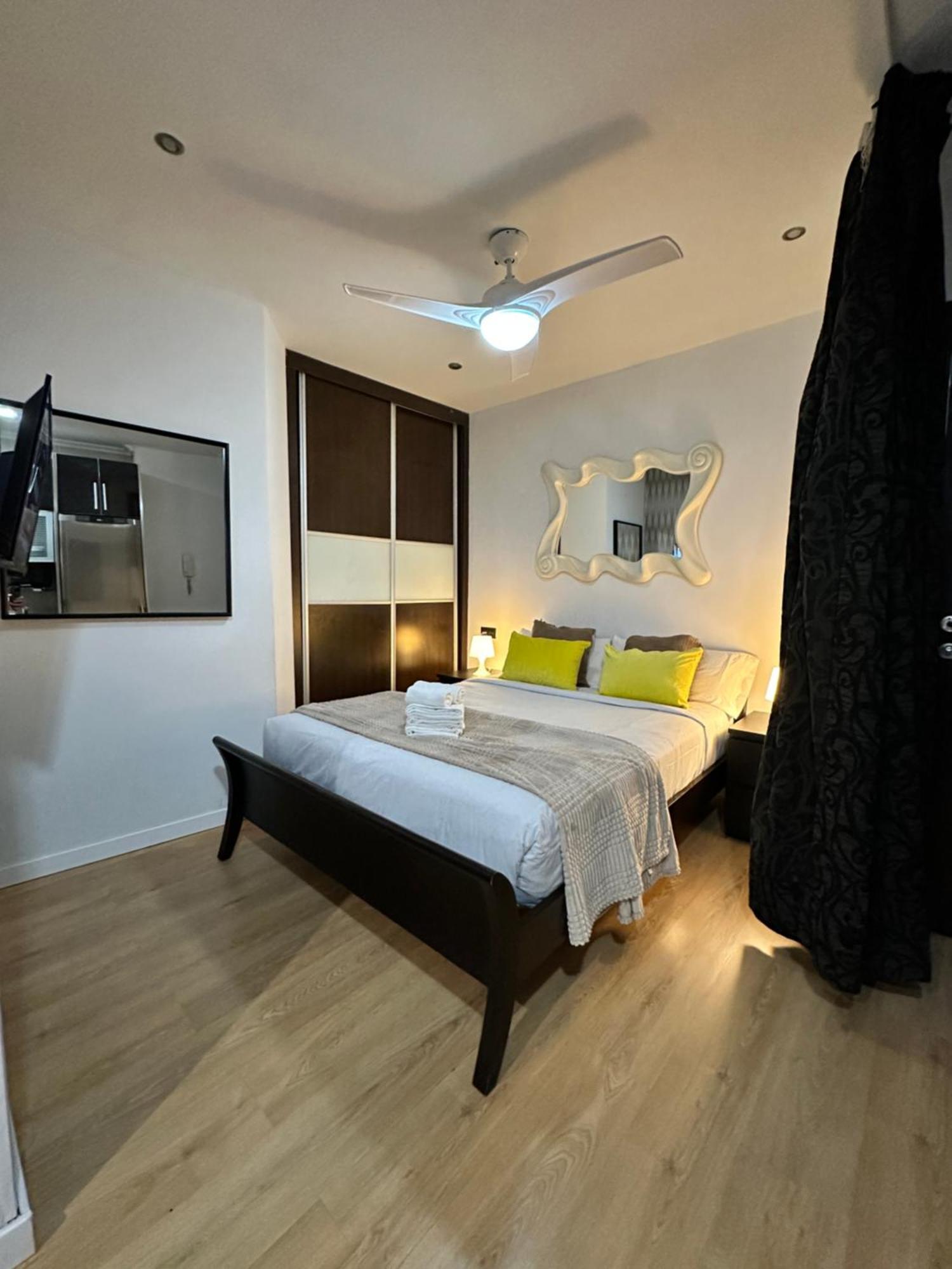Carreteria Deluxe Apartment Malaga Exterior photo